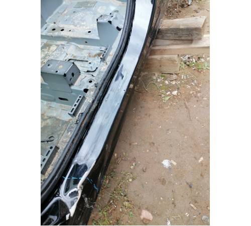 Порог со стойкой левый