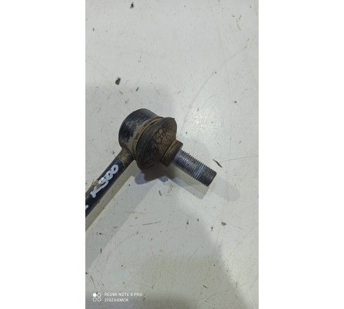 Стойка стабилизатора передняя