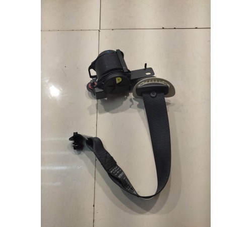 Ремень безопасности (задний, левый)