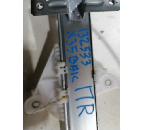 Стеклоподъемник двери передний правый