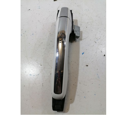 Ручка двери задняя правая наружная