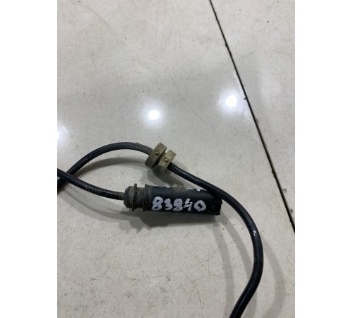 Датчик ABS(передний правый)