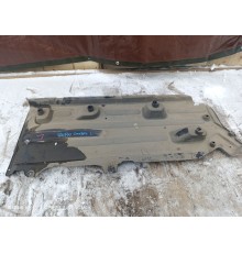 Защита днища антигравийная левая