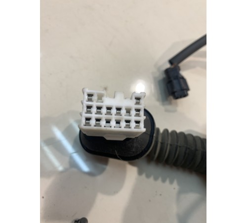 Электропроводка двери (задняя, левая)