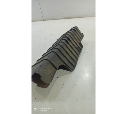 Пыльник рычага подвески (задний правый)