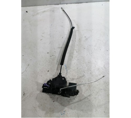 Замок двери передний левый