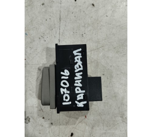 Кнопка подогрева сиденья задняя правая