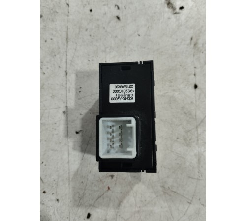 Кнопка подогрева сиденья задняя правая