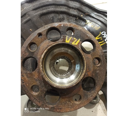 Поворотный кулак(передний левый)