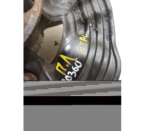 Поворотный кулак(передний левый)