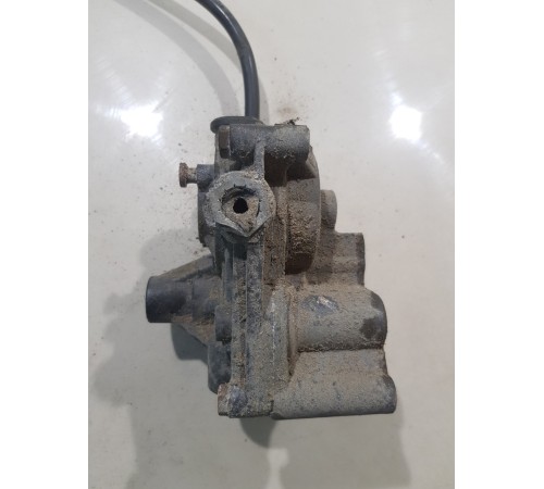 Клапан тормозной воздушный ускорительный пропорциональный (EBS)