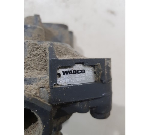 Клапан тормозной воздушный ускорительный пропорциональный (EBS)