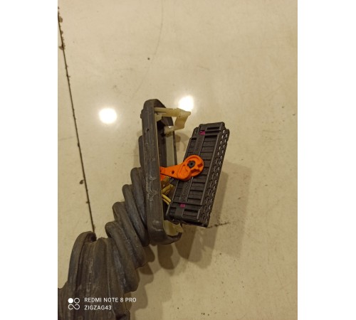 Электропроводка двери (задняя левая)