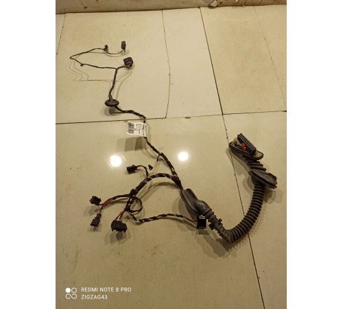 Электропроводка двери (задняя левая)