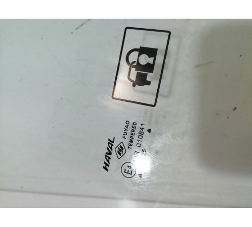 Стекло двери переднее правое