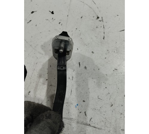 Ограничитель двери(передний правый)