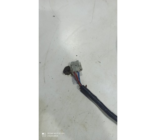 Электропроводка двери (задняя левая)