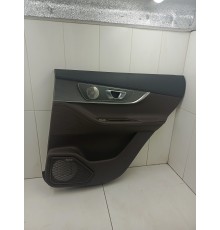 Обшивка двери задняя правая в сборе