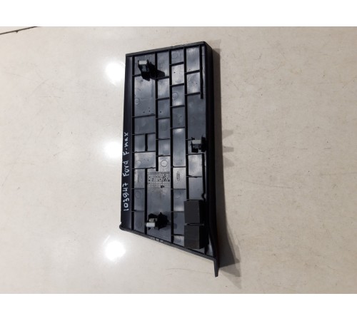 Накладка приборной панели верхняя левая