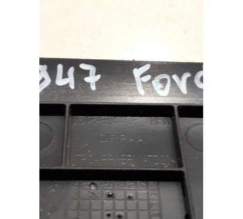 Накладка приборной панели верхняя левая