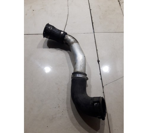 Патрубок интеркулера