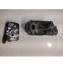 Кронштейн радиатора