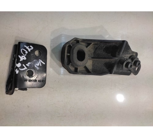 Кронштейн радиатора