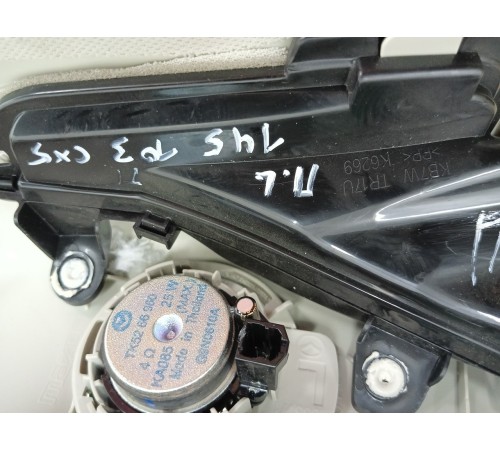 Обшивка передней стойки левая