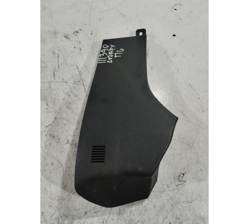 Накладка торпедо передняя левая