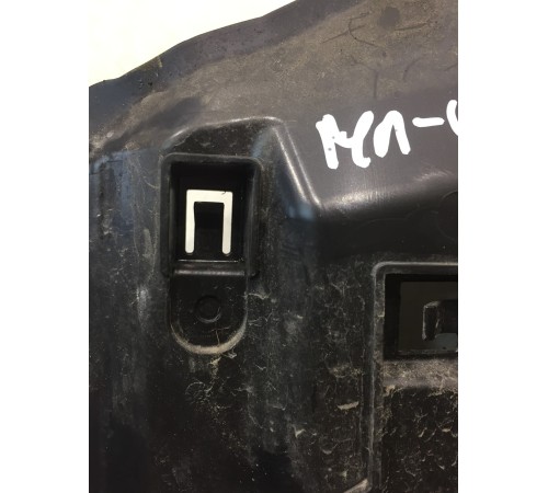 Кожух замка двери(передний,левый)