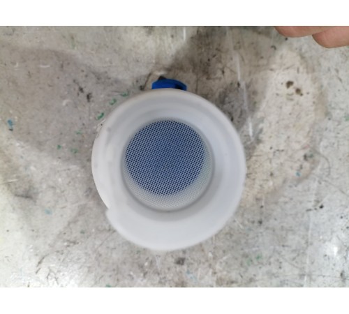 Горловина бачка стеклоомывателя