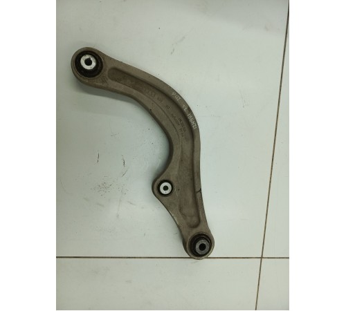 Рычаг задний левый