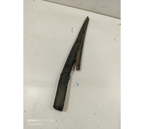 поводок стеклоочистителя задний