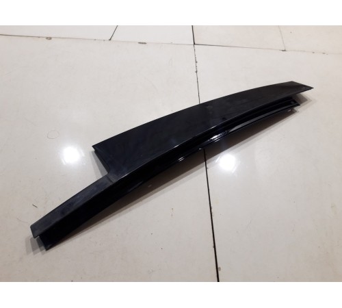 Накладка двери (задняя левая)