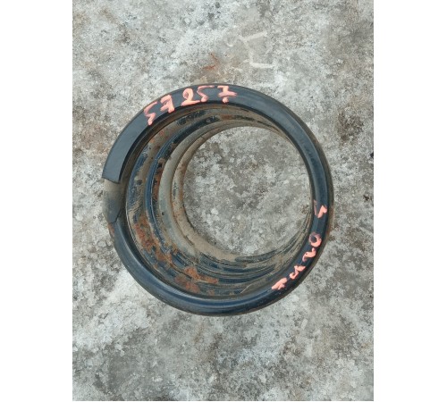 Пружина подвески передняя