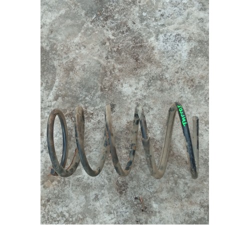 Пружина подвески передняя