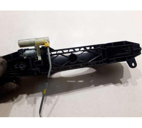 Ручка двери (задняя левая внешняя)