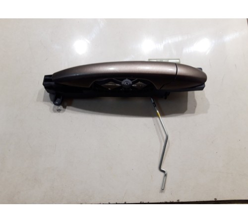 Ручка двери (задняя левая внешняя)