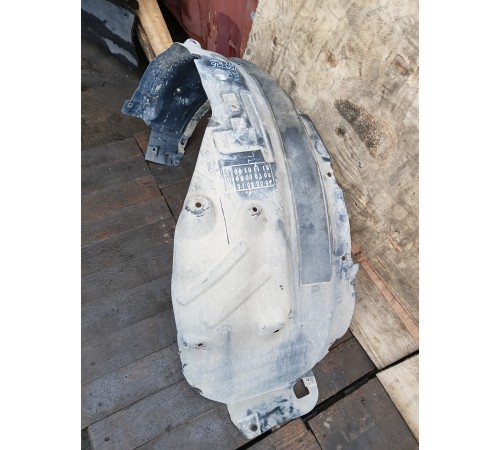 Локер (подкрылок) передний левый