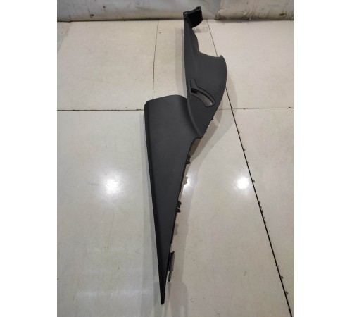 обшивка стойки центральной левой