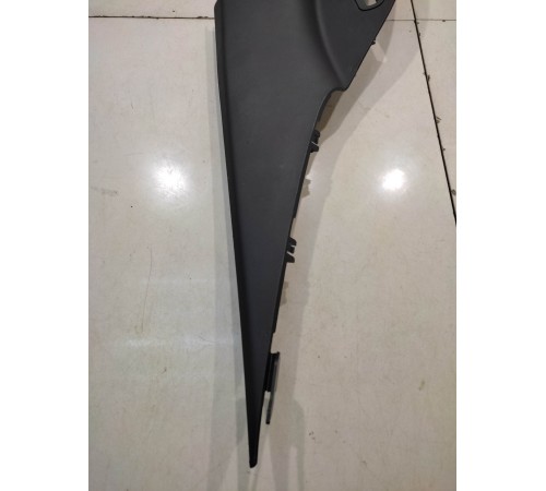 обшивка стойки центральной левой