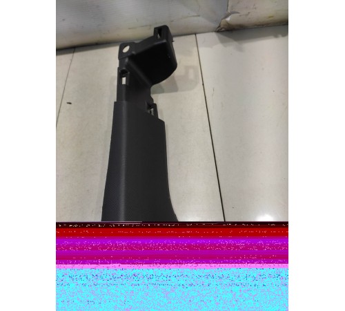 обшивка стойки центральной левой