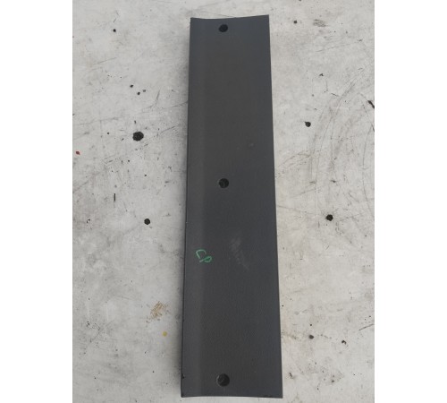 Накладка кабины крыши средняя внутренняя 