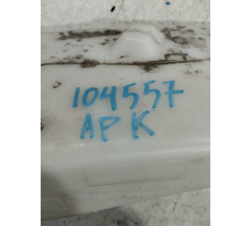 Бачок омывателя лобового стекла