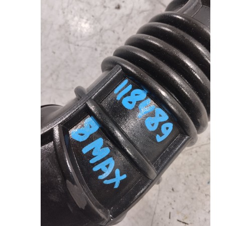 Патрубок воздушного фильтра