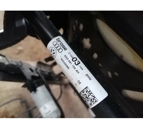 Сиденье переднее левое