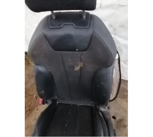 Сиденье переднее левое