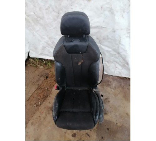 Сиденье переднее левое