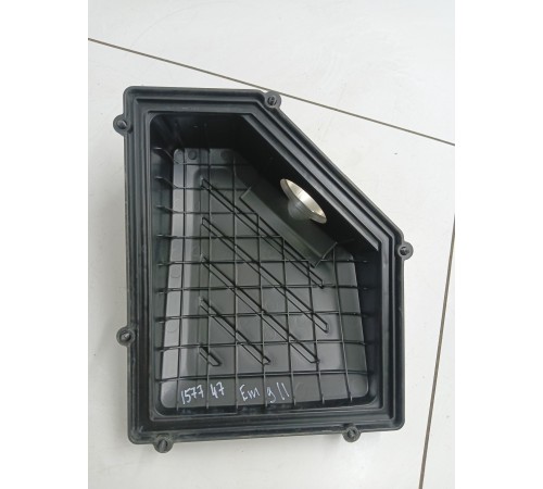 Верхняя часть воздушного фильтра