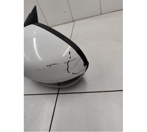 Зеркало заднего вида левое